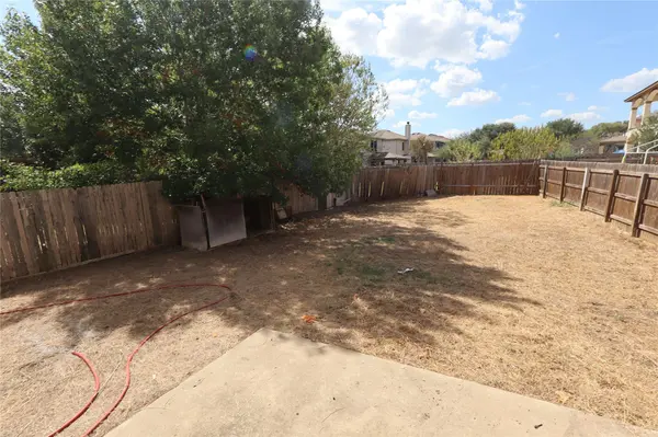 5320 Mathra DR, Del Valle, TX 78617