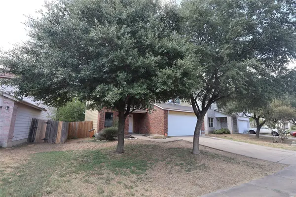 5320 Mathra DR, Del Valle, TX 78617