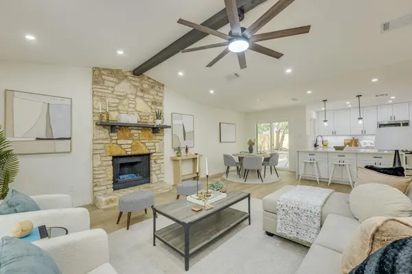8909 Texas Sun DR, Austin, TX 78748
