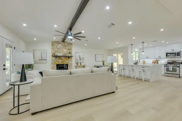 8909 Texas Sun DR, Austin, TX 78748