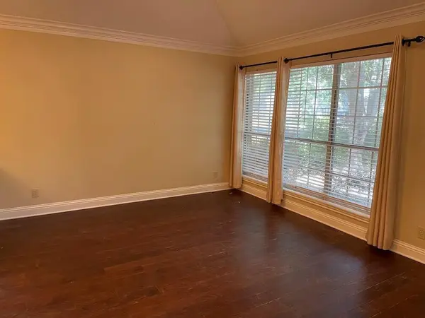1313 Nightingale DR, Cedar Park, TX 78613