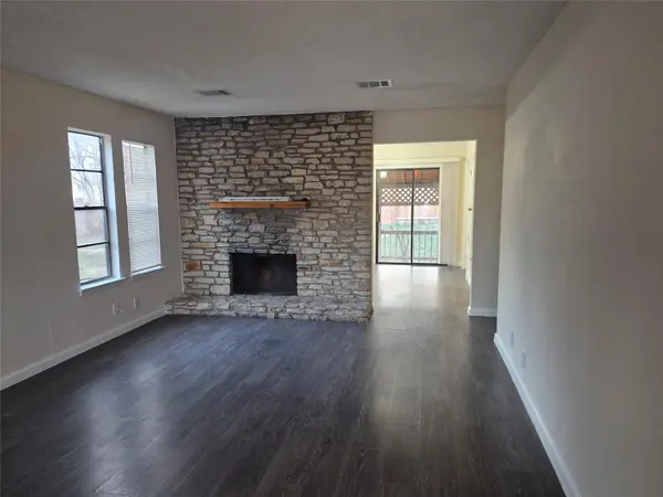 1105 Ash CV #B, Austin, TX 78753