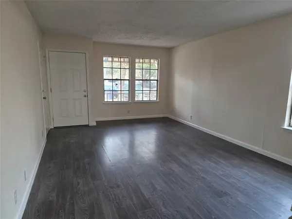 1105 Ash CV #B, Austin, TX 78753