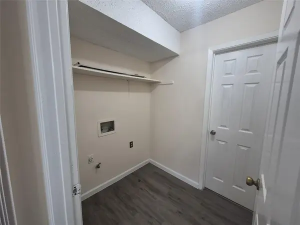 1105 Ash CV #B, Austin, TX 78753