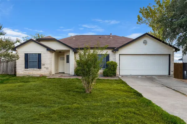 7225 White Panda RUN, Del Valle, TX 78617