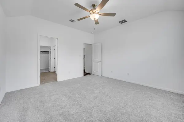 5900 Taunte DR, Del Valle, TX 78617