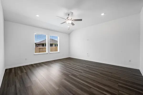 5900 Taunte DR, Del Valle, TX 78617