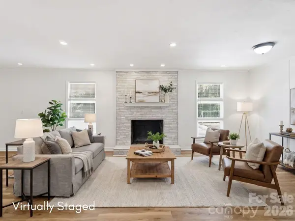 213 Lakeview DR, Harrisburg, NC 28075
