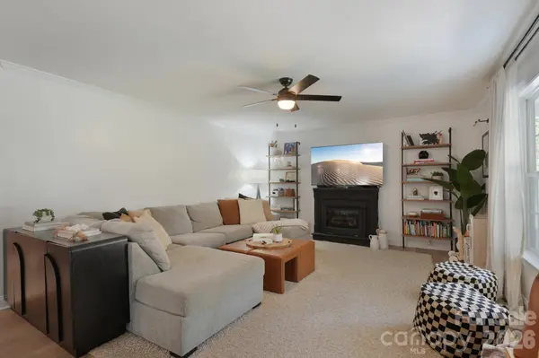 6344 Ballard RD, Denver, NC 28037