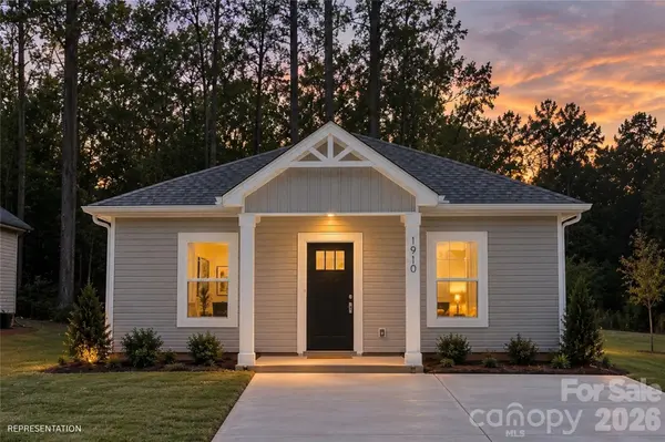 808 S Salisbury AVE, Spencer, NC 28159