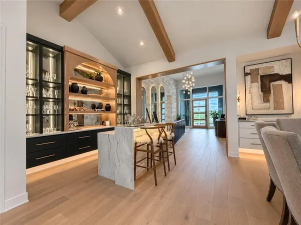 13721 Guilford RD, Leawood, KS 66224