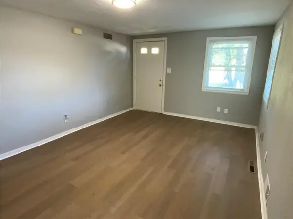 1053 Locust ST, Kansas City, KS 66103