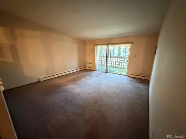 715 S Alton #4D, Denver, CO 80247