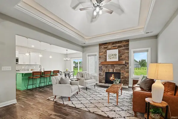 1150 E Dresdin DR, Warsaw, IN 46580