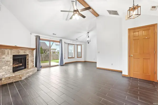 2607 Sassafras CV, Fort Wayne, IN 46818-8956