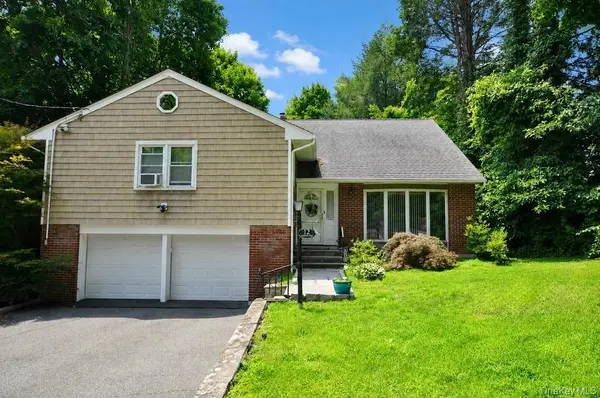 12 Charlotte PL, Hartsdale, NY 10530
