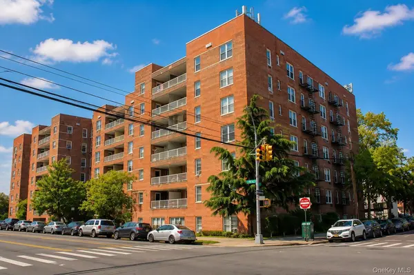60-11 Broadway #6U, Woodside, NY 11377