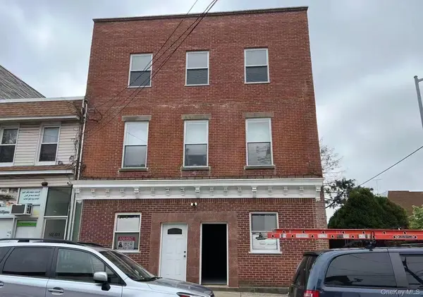 9202 95th AVE #1 FL, Ozone Park, NY 11416
