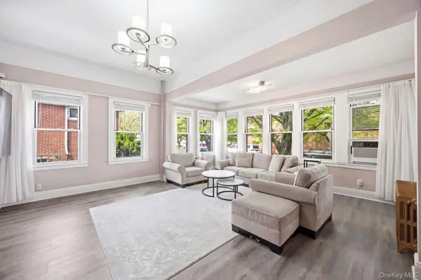88-38 78th AVE, Glendale, NY 11385