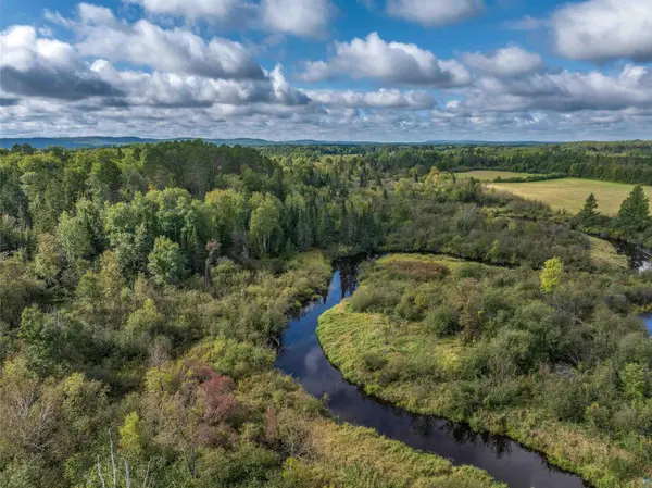 4965 Waisanen Rd, Embarrass, MN 55732