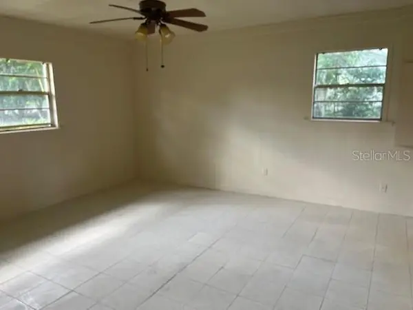 4921 NW 37TH DR, Gainesville, FL 32605