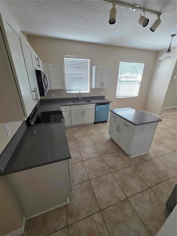 2616 EAGLE CANYON DR N, Kissimmee, FL 34746
