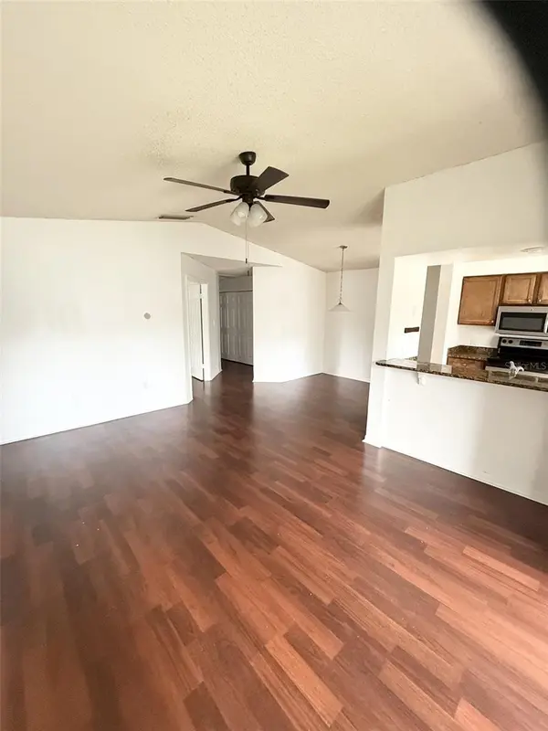 202 RIVERBEND DR #204, Altamonte Springs, FL 32714