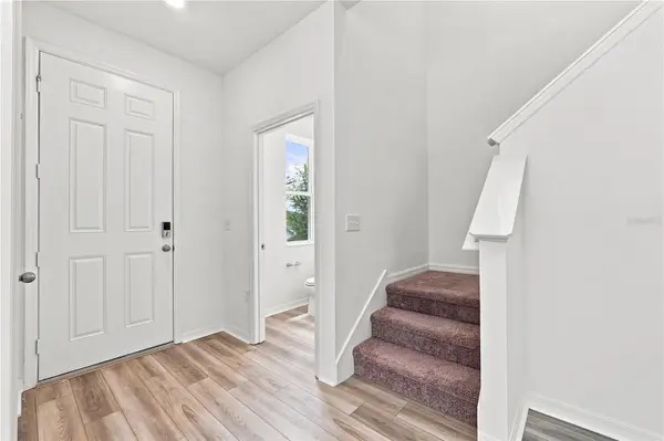 9588 WESTSIDE HILLS DR, Davenport, FL 33896