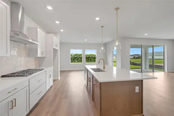 5182 CREEK SAND DR, Apollo Beach, FL 33572