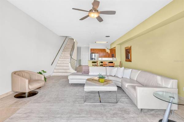 10071 GULF BLVD, Treasure Island, FL, 33706 photo 9