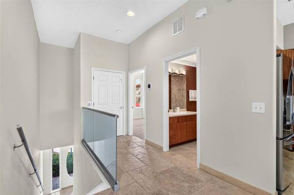 10071 GULF BLVD, Treasure Island, FL, 33706 photo 5