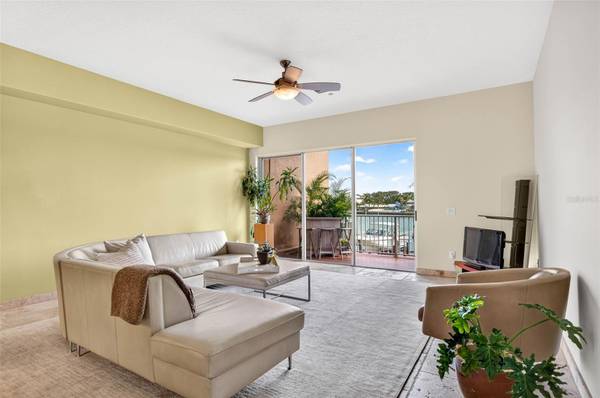 10071 GULF BLVD, Treasure Island, FL, 33706 photo 10
