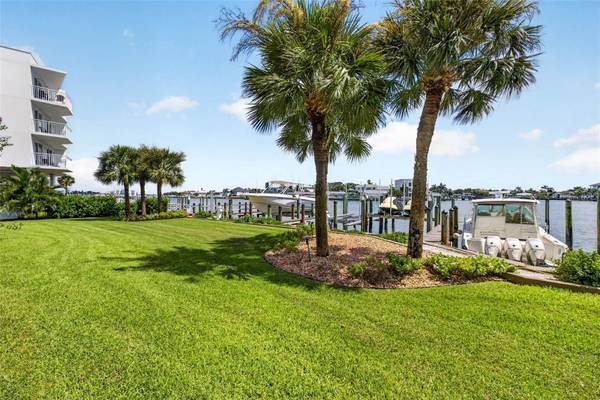 10071 GULF BLVD, Treasure Island, FL, 33706 photo 33