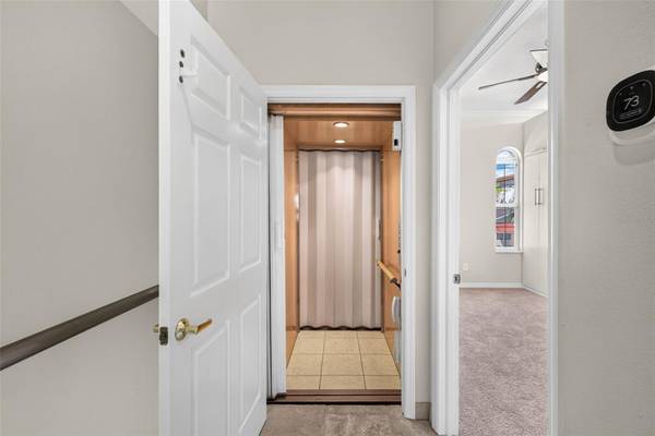 10071 GULF BLVD, Treasure Island, FL, 33706 photo 16