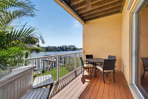 10071 GULF BLVD, Treasure Island, FL, 33706 photo 11