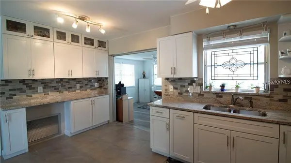 3925 15TH AVE N, St Petersburg, FL 33713