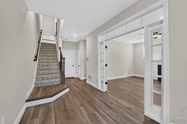 11201 Talamore CIR #1, Frontenac, MO 63131