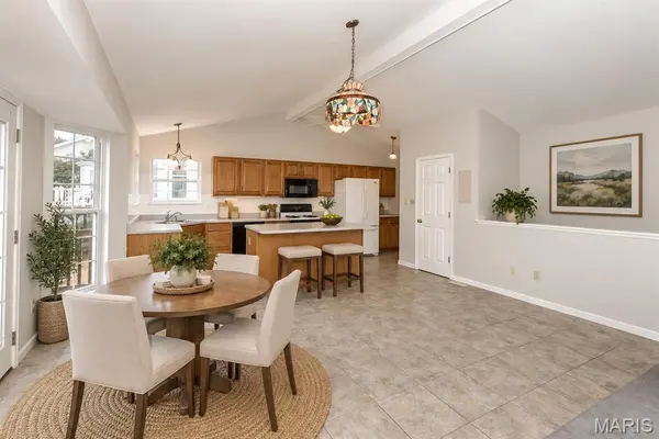 17027 Old Hollow DR, Wildwood, MO 63040