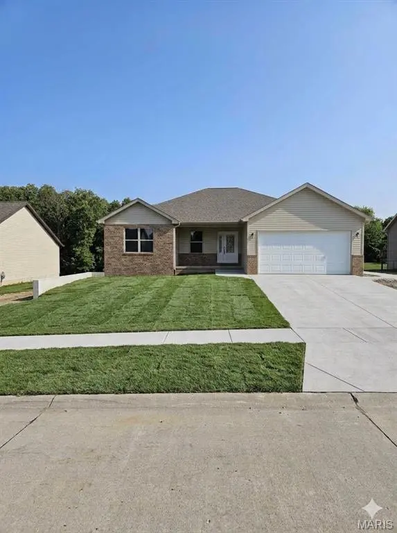 28500 Shallow Water RD, Warrenton, MO 63383