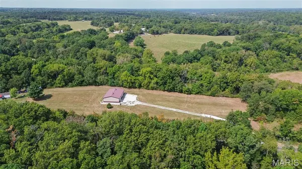 16901 Otterville RD, Grafton, IL 62037