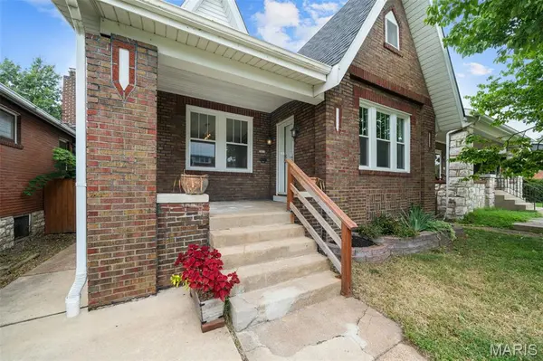 6135 Louisiana AVE, St Louis, MO 63111