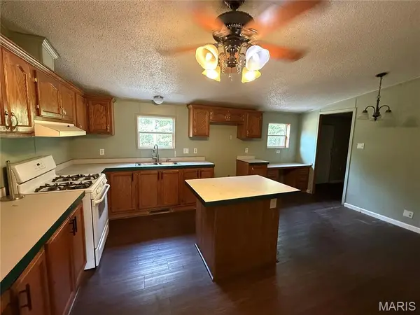 17131 Private Drive 8178, Rolla, MO 65401