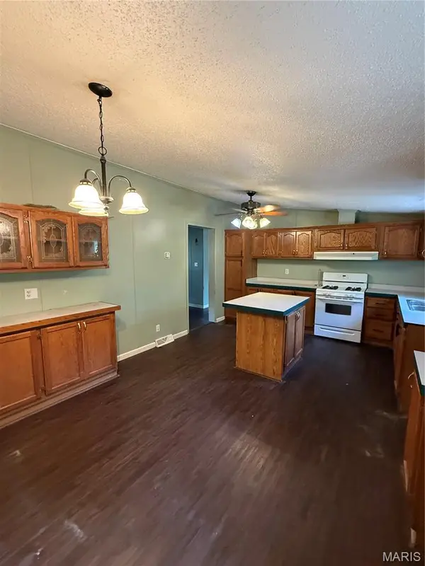 17131 Private Drive 8178, Rolla, MO 65401