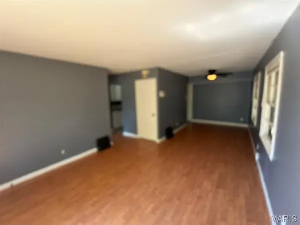 309 Midlothian RD, St Louis, MO 63137
