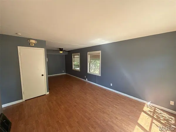 309 Midlothian RD, St Louis, MO 63137