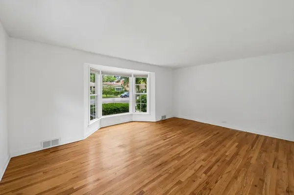 533 Dodge AVE, Evanston, IL 60202