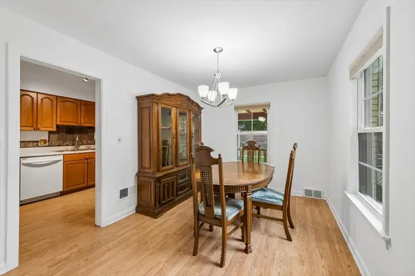 533 Dodge AVE, Evanston, IL 60202