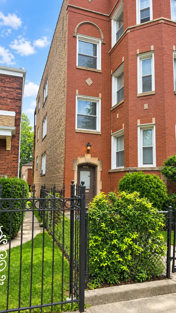9330 S Laflin ST, Chicago, IL 60620