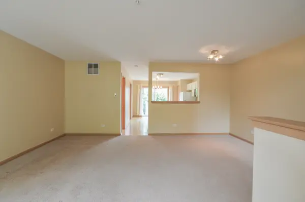 776 River Walk DR, Wheeling, IL 60090