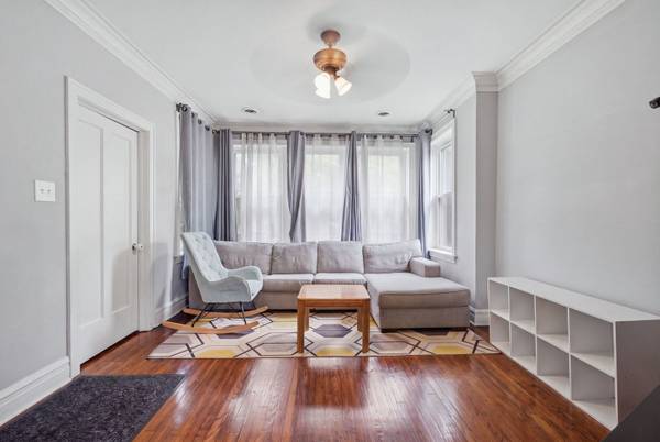 4934 S Kedvale AVE, Chicago, IL 60632